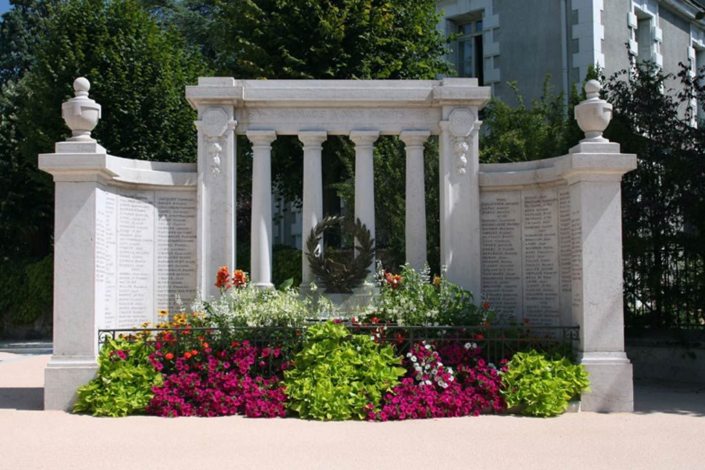 Le monument aux morts